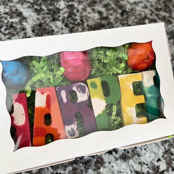 🐰Any Name Personalized Crayon Name🐰 - Picture 4 of 5